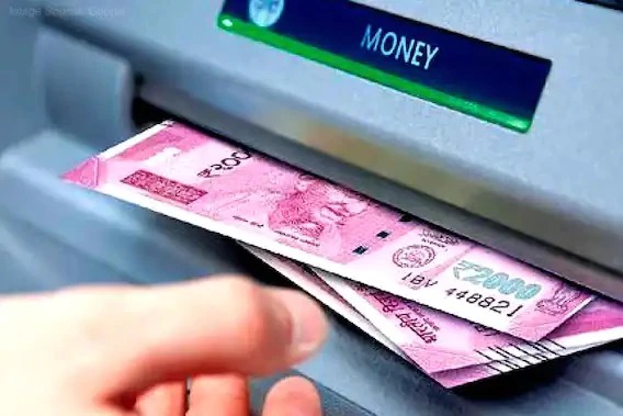 Good News!  Now withdraw money from 3 accounts from only 1 ATM card, this is a special facility - TechyWebTech