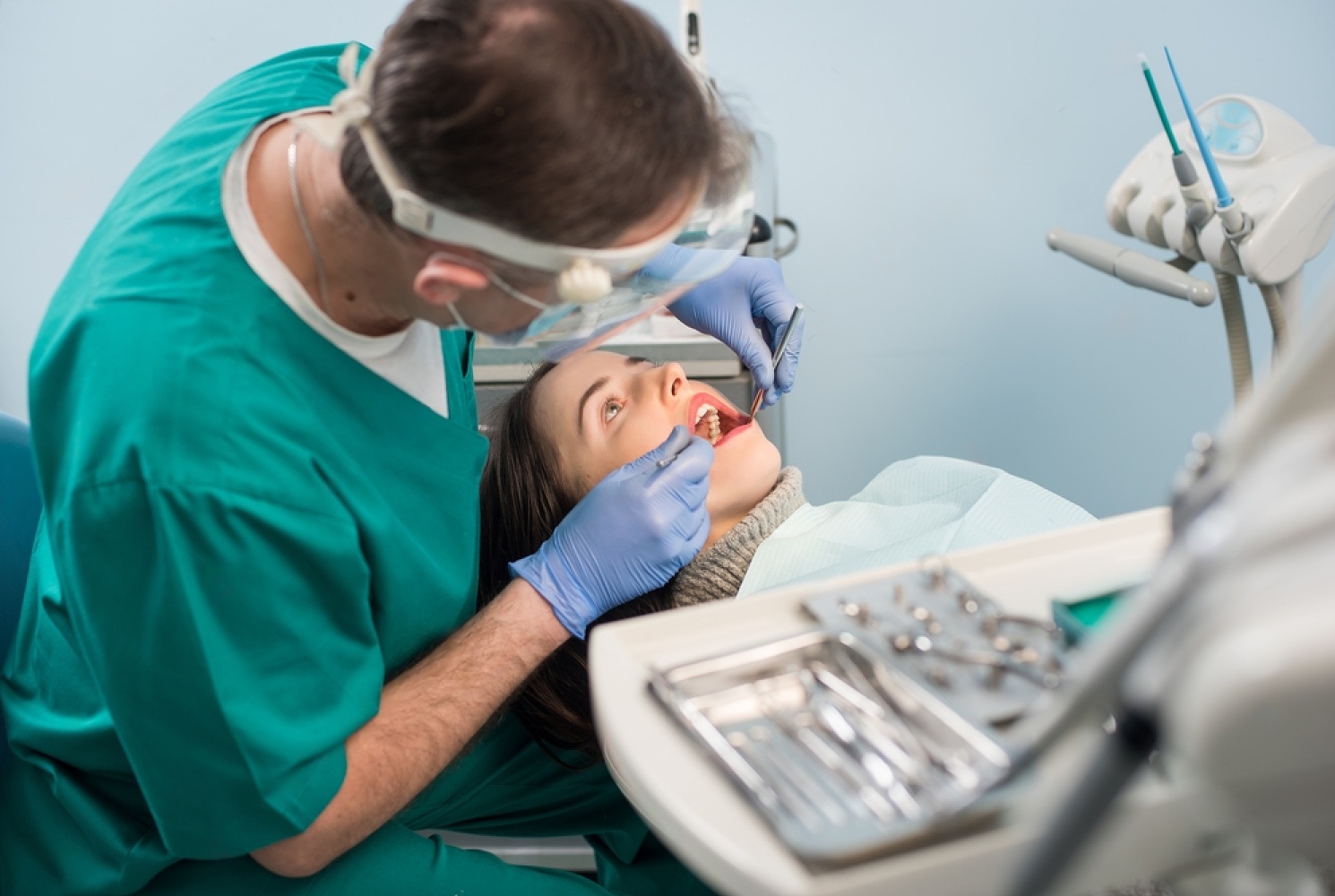 What To Do In The Situation Of A Dental Emergency?
