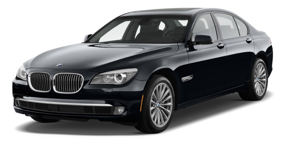 Reliable Airport Transfer Service in Dubai - Arrive in Style and Comfort