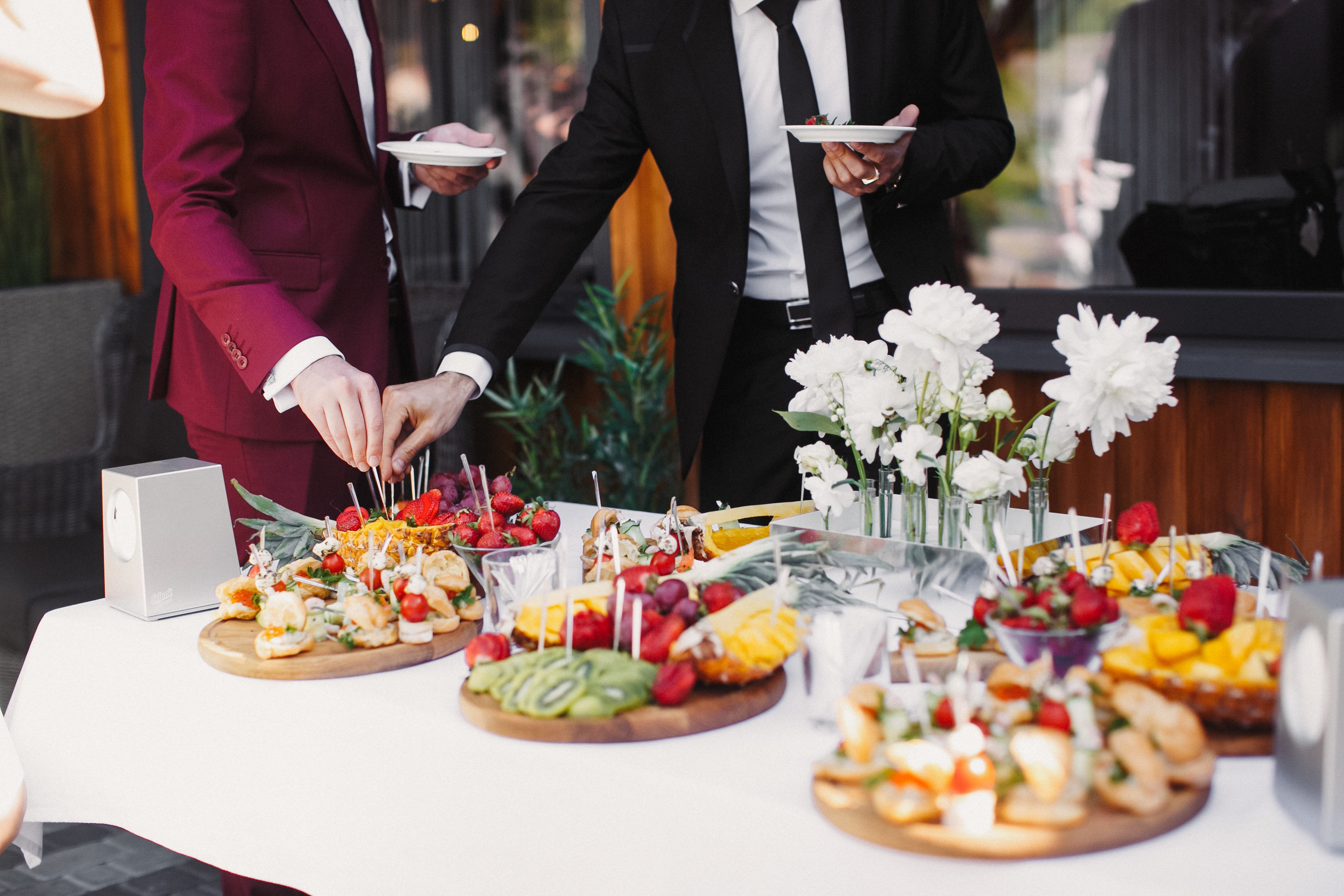 The Perfect Union: How Wedding Planners and Caterers Create Unforgettable Celebrations Introduction – Entire Events
