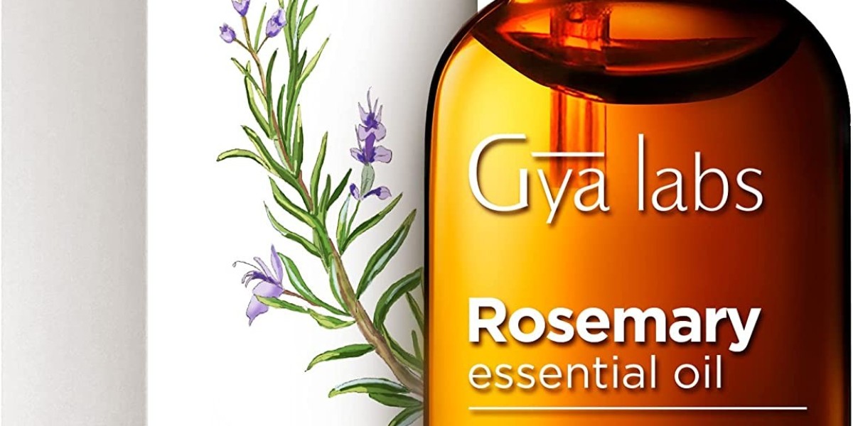 10 Benefits of Rosemary Oil for the Skin