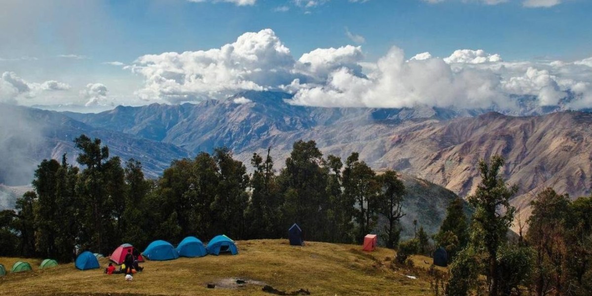 Nag Tibba Trek: Discover the Serene Beauty of the Lesser Himalayas
