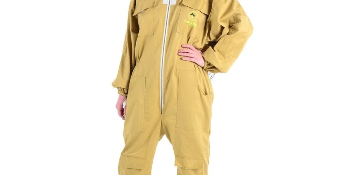 Mastering Apiculture: Your Comprehensive Guide to Professional Beekeeper Suits