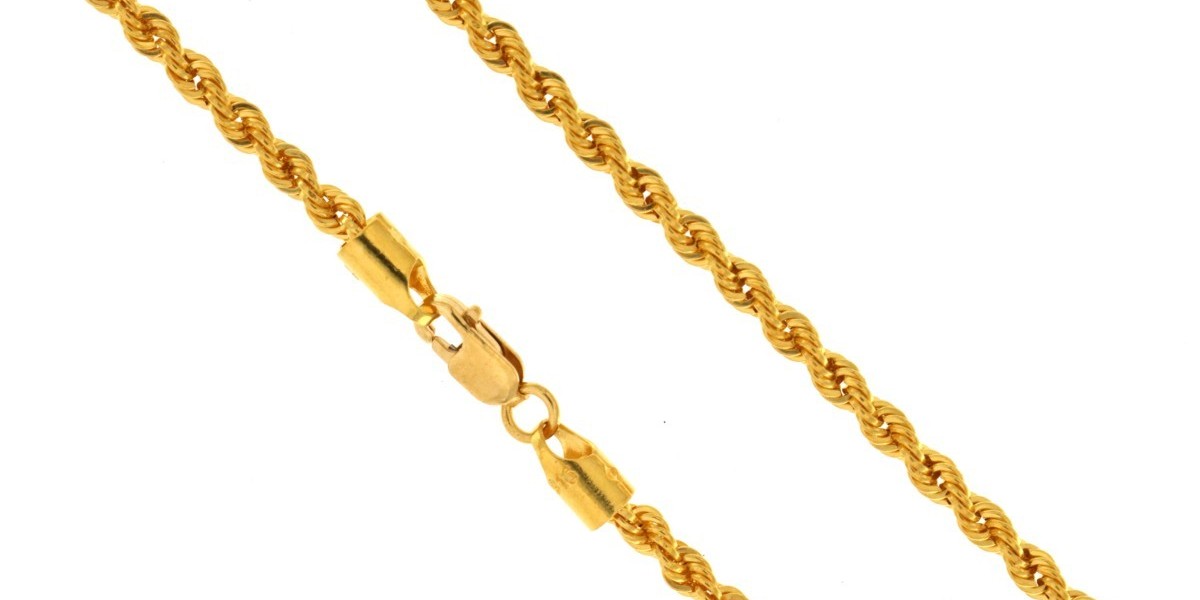 "Distinguished Elegance: The Timeless Appeal of 22ct Gold Chains for Men"