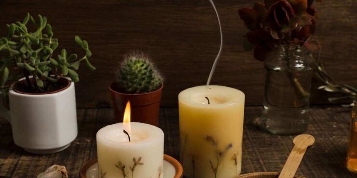 Unveiling the Natural Elegance: 5 Benefits of Beeswax Candles