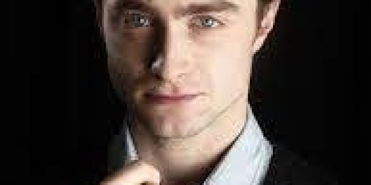 Daniel Radcliffe: From Boy Wizard to Versatile Actor