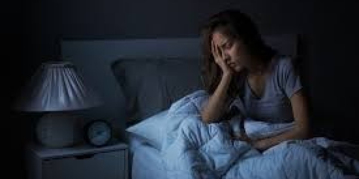 Brain Racing, Eyes Closed: Overcoming the Difficulties of Insomnia