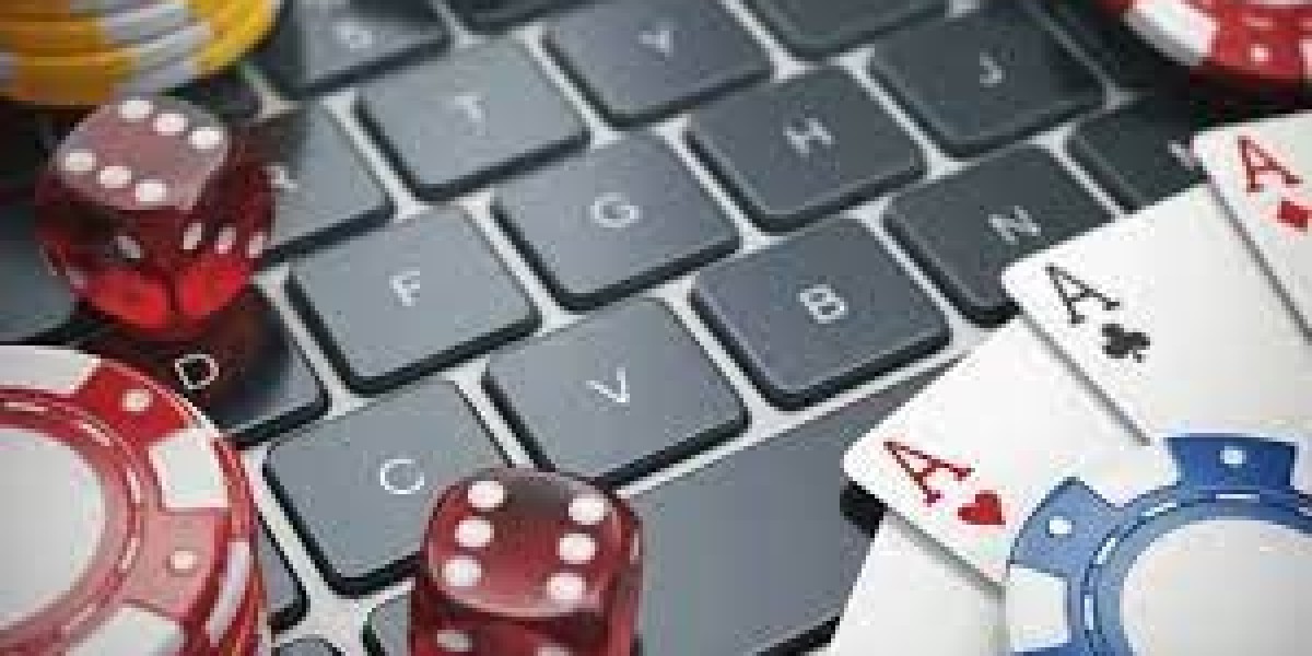 Молодой программист сорвал крупный куш в онлайн-казино, выиграв миллионный джекпот