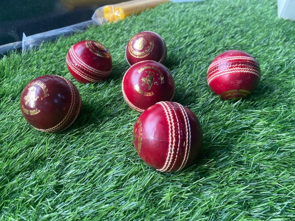 Cricket Balls: A Comprenehsive Guide for Beginners