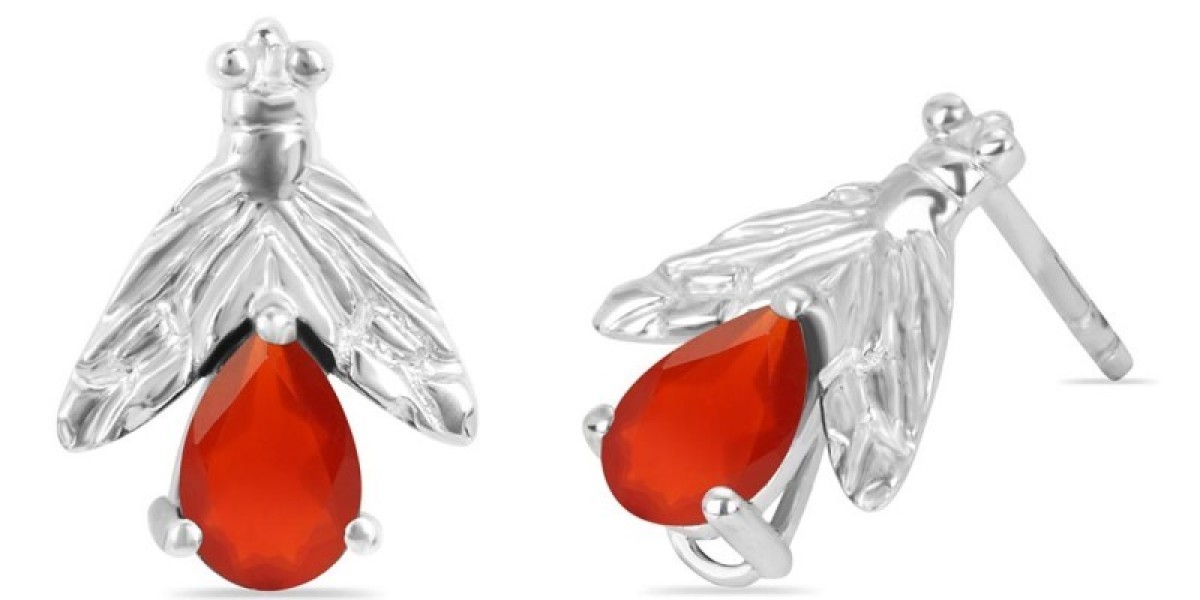 The Secret Elegance: How Red Onyx Jewelry Enhances Your Style and Energy