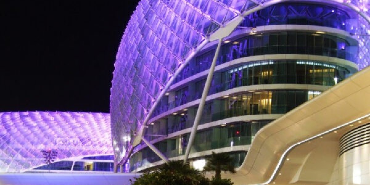 Iconic Landmarks Unveiled: Half Day Tour in Abu Dhabi