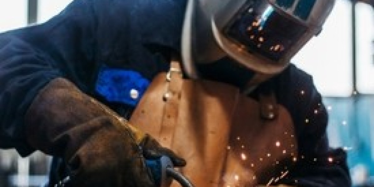 Mastering Precision: A Comprehensive Guide to Using Laser Welder Hand Held