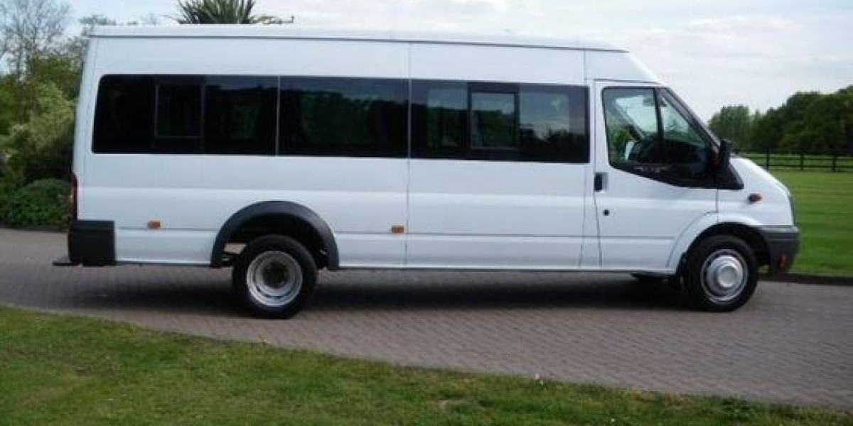 On-Demand Travel: Exploring the Benefits of Minibus and Coach Hire