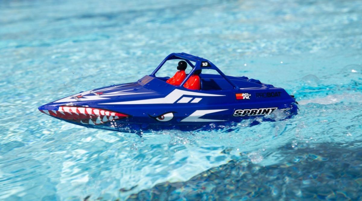 Smooth Sailing: How to Choose Your First RC Boat – Australia Shades of Everyday