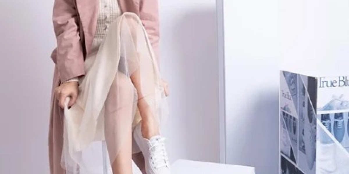 Keds 小白鞋韓系小姐姐一次詮釋好穿又時尚！