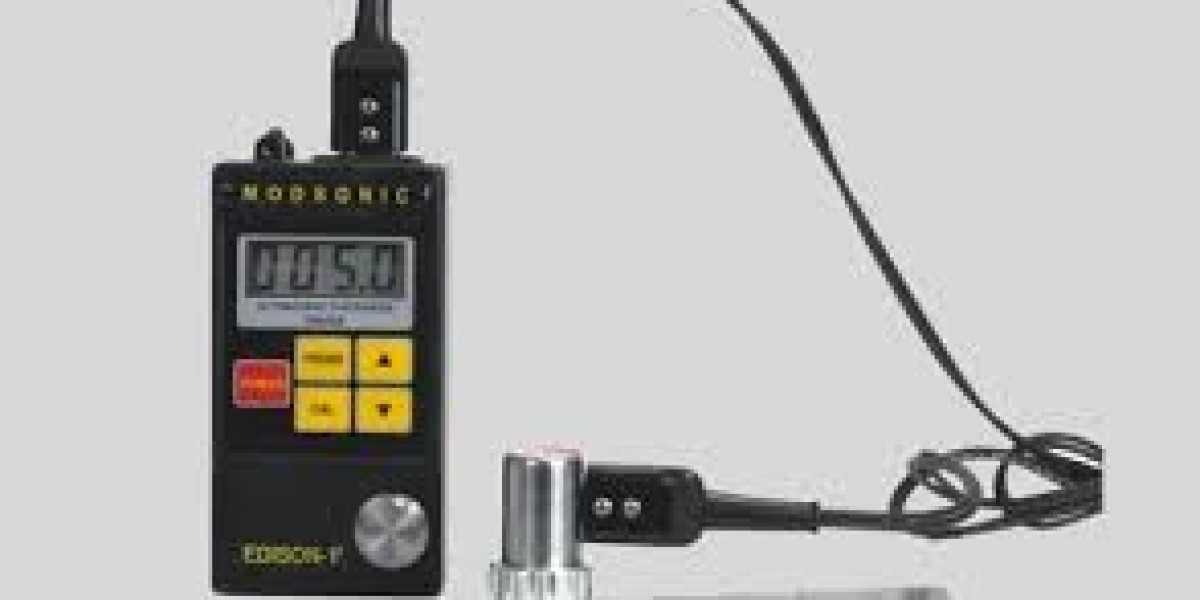The Ultimate Guide to Choosing the Right Ultrasonic Thickness Tester