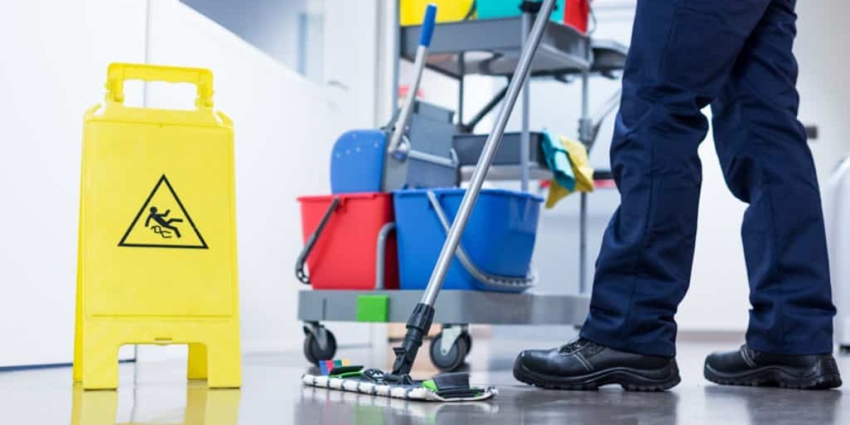 MAKING YOUR WORKSPACE WITH DASUKA'S OFFICE CLEANING AND MAINTENANCE SERVICES IN DUBAI