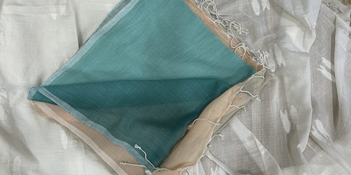 The Comfort and Elegance of Mulmul Cotton Sarees Online