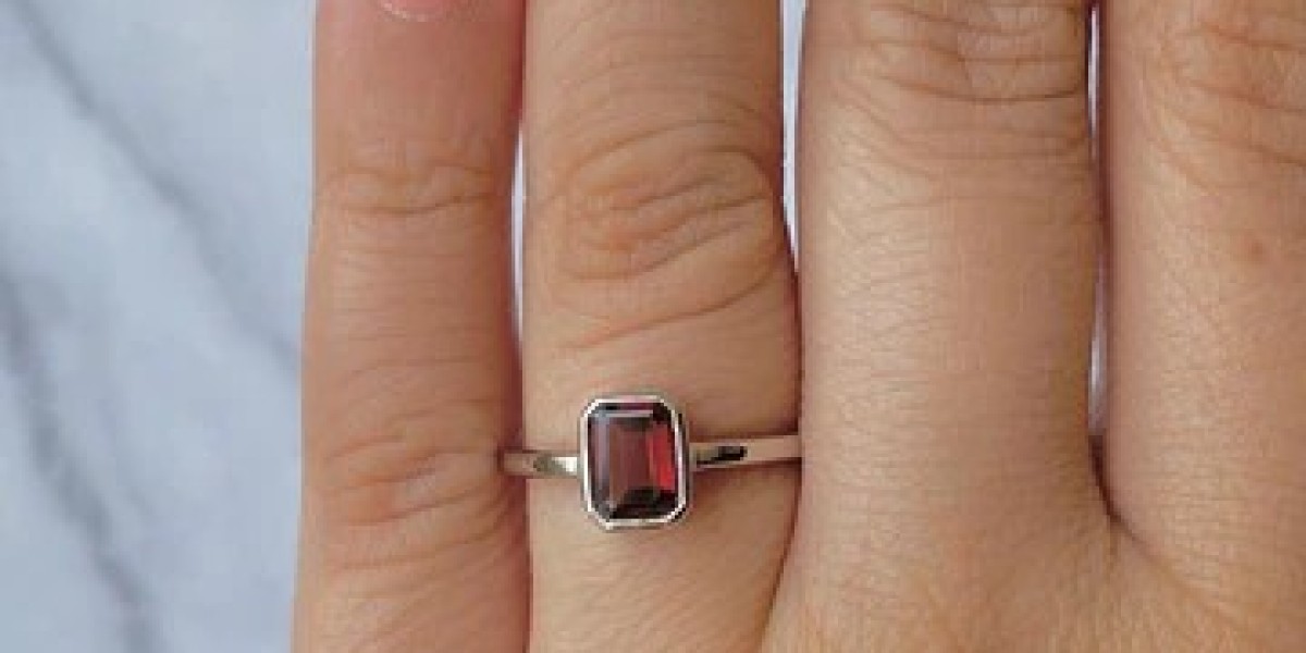 The Perfect Gift: Dainty Garnet Rings for Your Loved Ones