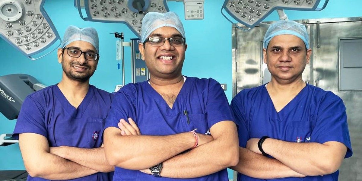 Dr. Neeraj Goel: Your Trusted Cancer Surgeon in Delhi