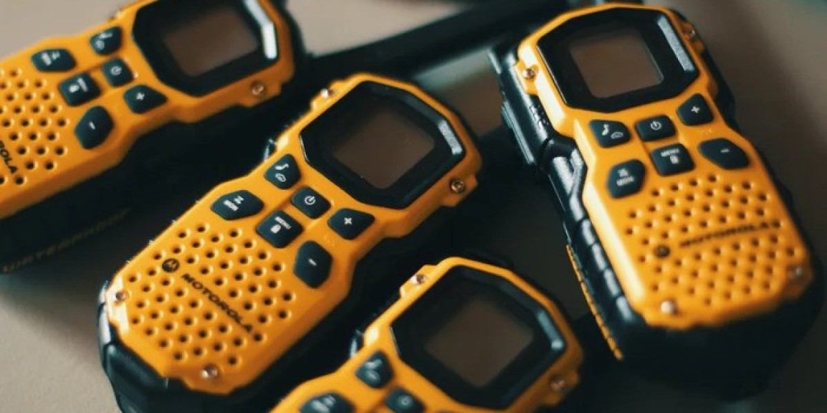 Ultimate Guide to the Best Long Range Walkie Talkie for Hiking and Camping