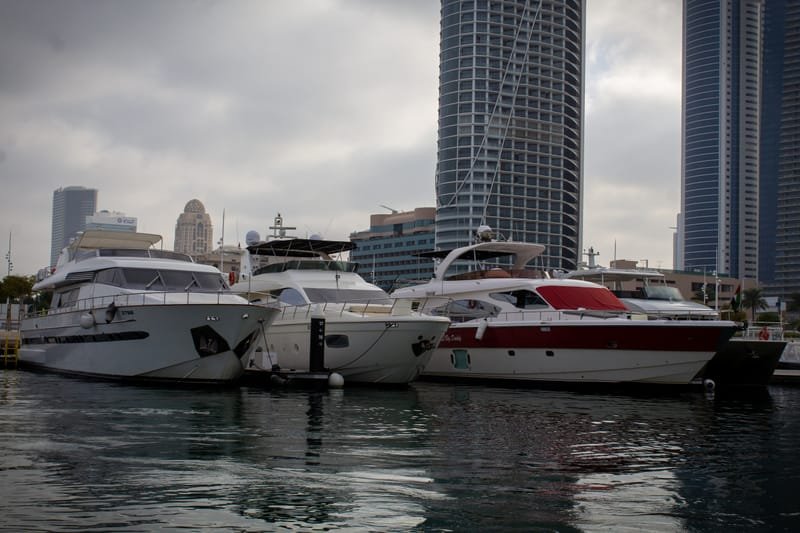 Boat Rental in Dubai with Empire Yachts - Empire Yacht