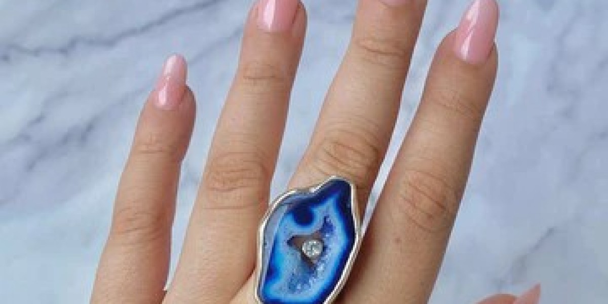 Incredible Benefits of Wearing Statement Blue Agate Ring
