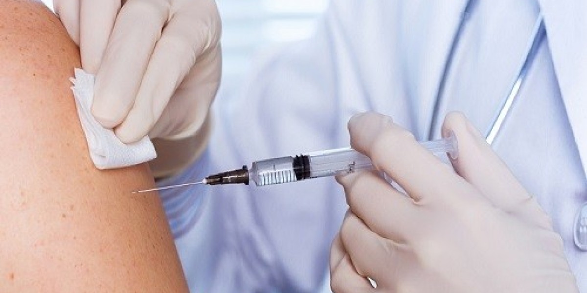 Benefits of Injection at Home Service Gurgaon for Senior Citizens