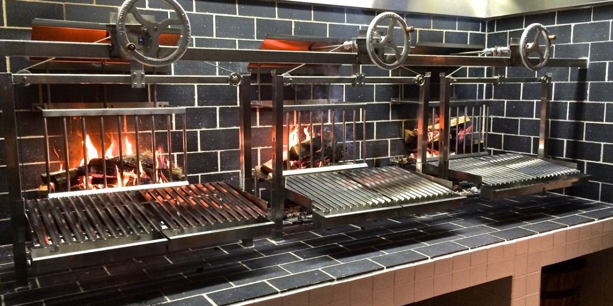 Elevate Your Culinary Experience with J&R Manufacturing's Commercial Grills for Restaurants