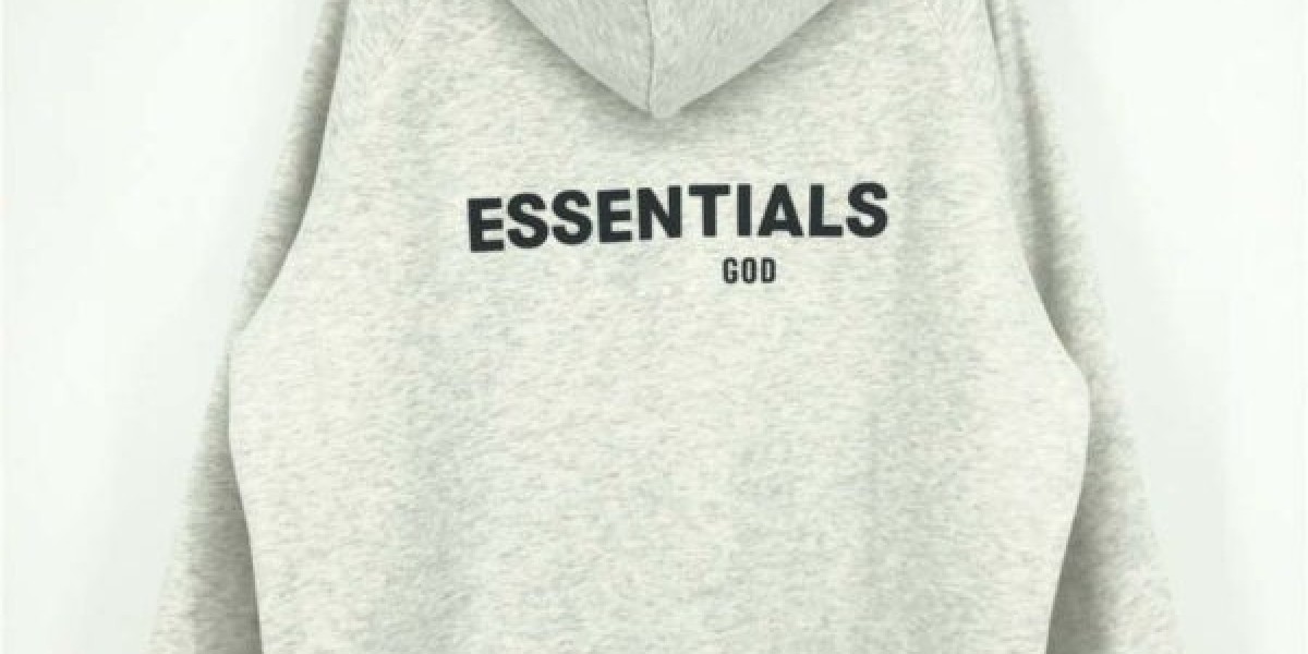 Essentials Hoodie: The Perfect Blend of Style and Comfort