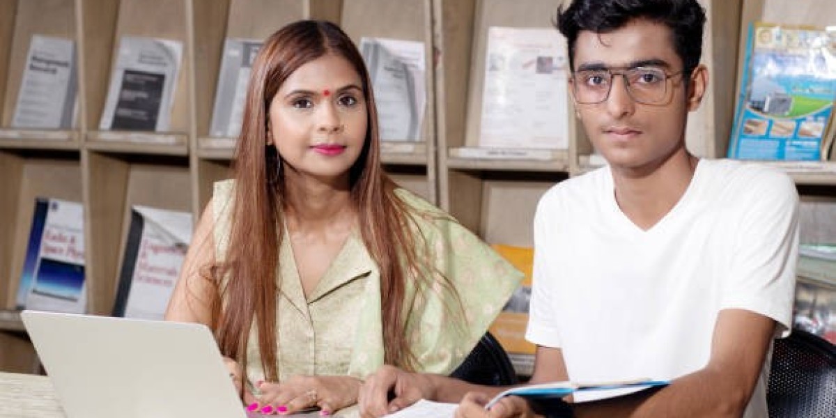 Expert Accounting Tutor in Lucknow – Samarth Tutorials