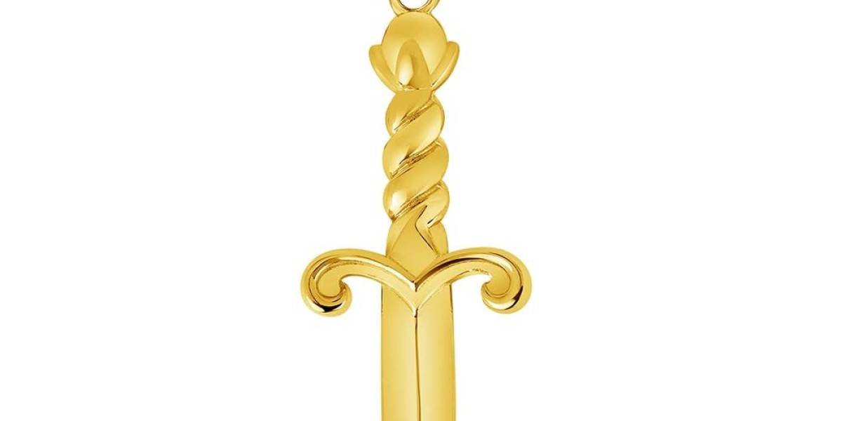 Elevate Your Style: The Best 14k Gold Pendants for Men