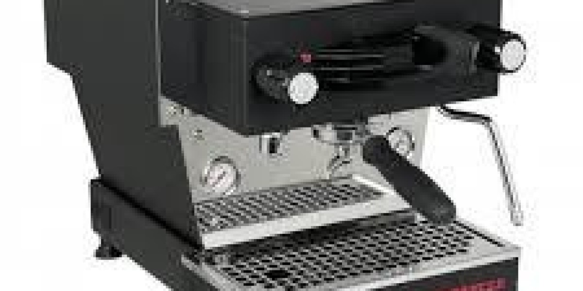 Exploring the La Marzocco Linea Mini: A Coffee Lover’s Dream Machine