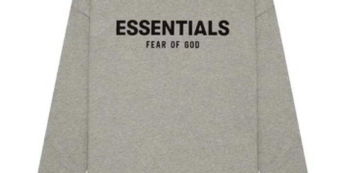 What Sizes are available for the Fog essentials Hoodie?