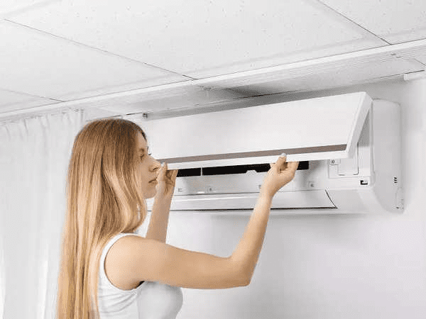 When to Perform DIY AC Repairs and When to Call in Pros?