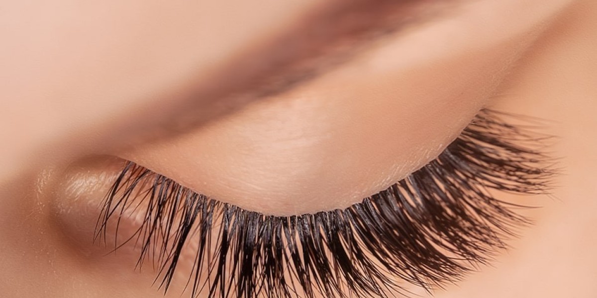 The Ultimate Guide to Lash Shampoo: Elevate Your Eye Care Routine