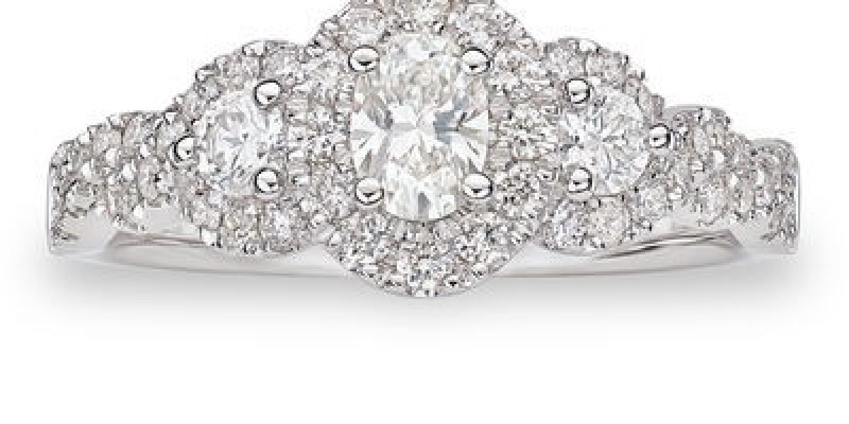 Unique Wedding Rings For Women| Rogers and Hollands