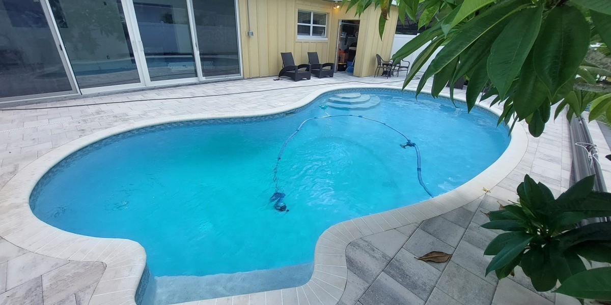 Expert Pool Maintenance in Tampa: Key Steps to Keep Your Pool Safe and Clean