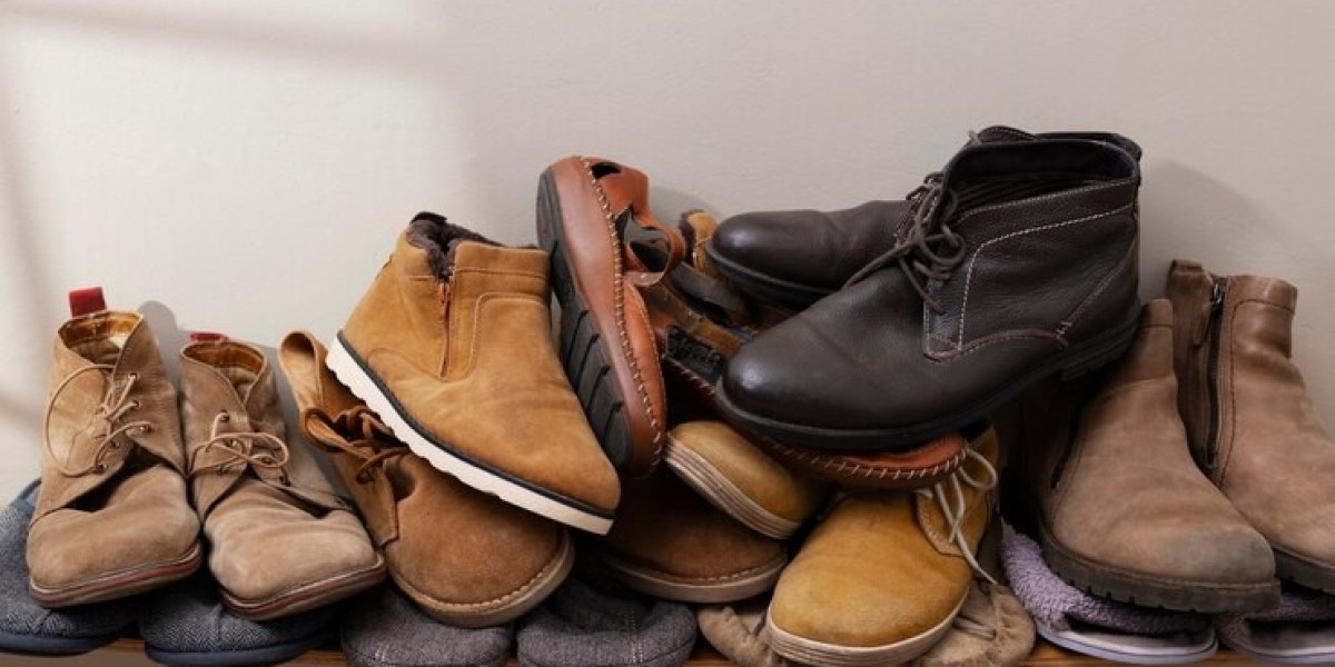 Why Second Hand Shoes Are the Sustainable Fashion Choice